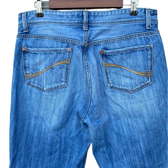 DKNY Men's Blue Denim Medium Wash Faded Whiskered Straight Leg Jeans 34 x 32 - Picture 4 of 6